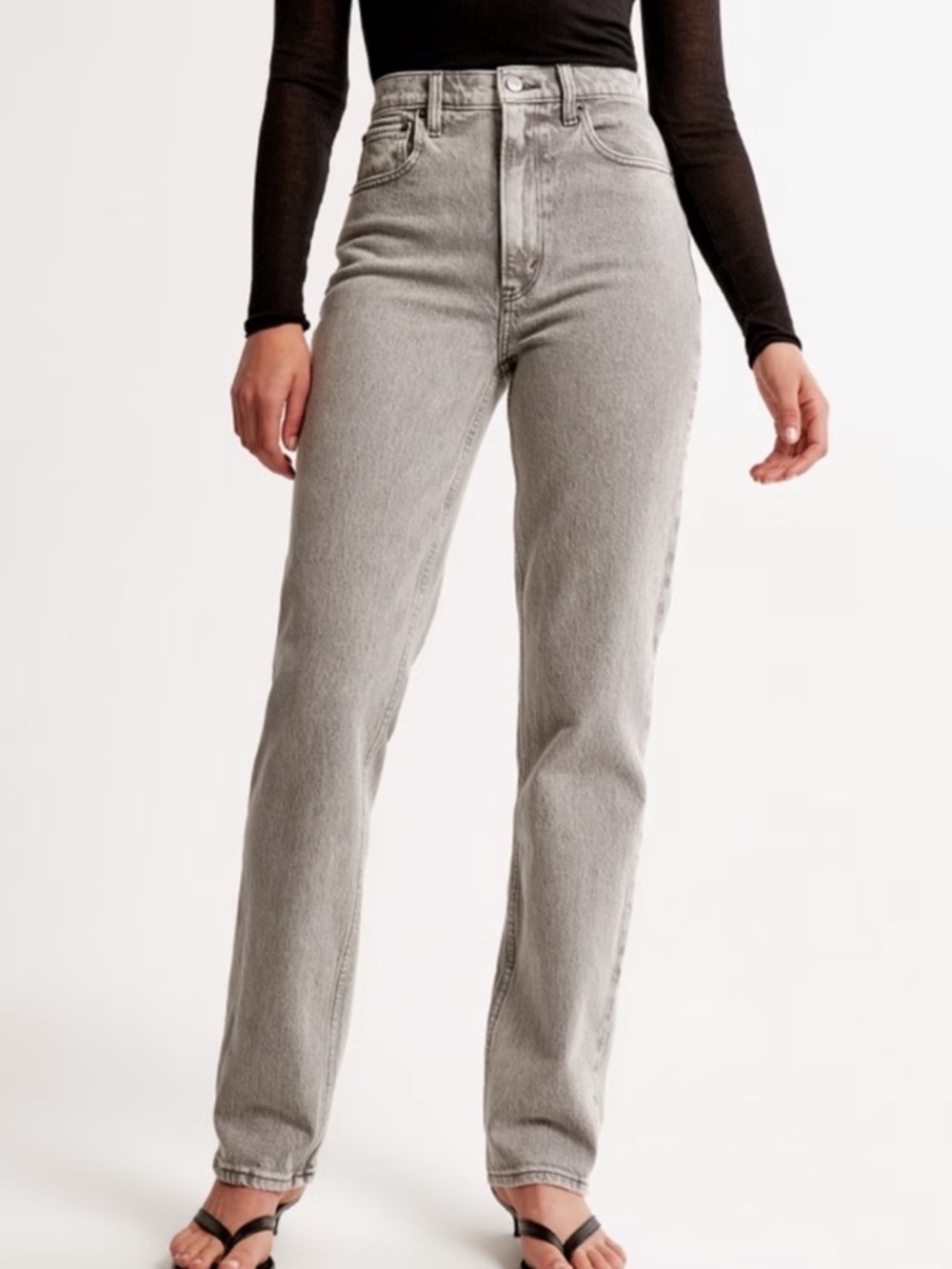 Abercrombie & Fitch- 90s straight ultra high rise grey